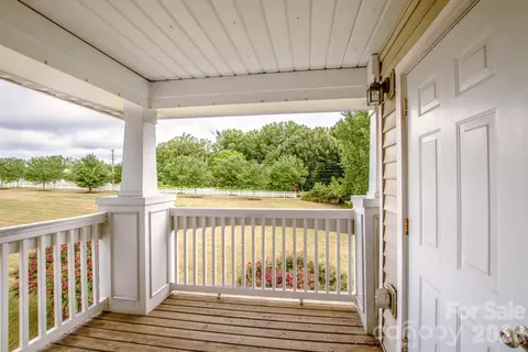 17151 Doe Valley Ct, Cornelius, NC 28031 photo 7