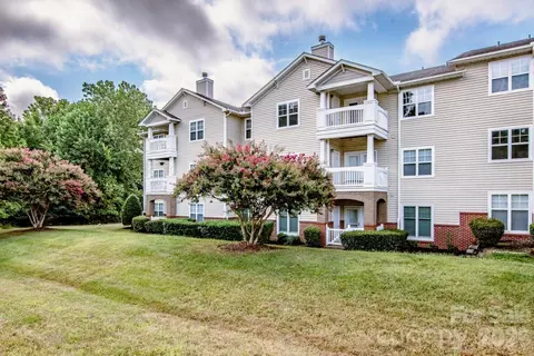 17151 Doe Valley Ct, Cornelius, NC 28031 photo 8