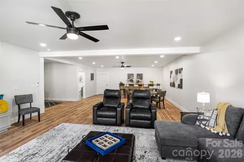 Living - 675 Reliance Ct, Tega Cay, SC 29708 photo 3 of 3