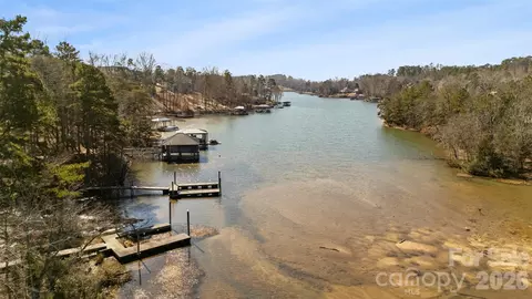View/Area - 675 Reliance Ct, Tega Cay, SC 29708 photo 5 of 6