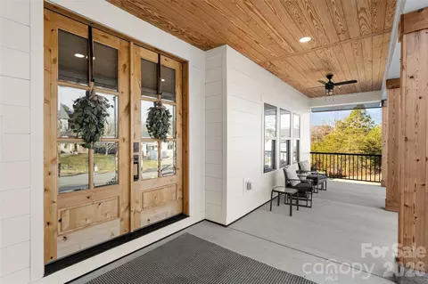 Exterior - 675 Reliance Ct, Tega Cay, SC 29708 photo 3 of 10