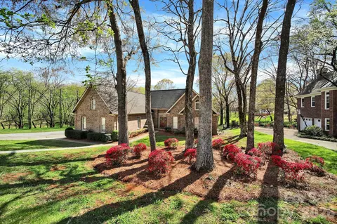 450 Serendipity Dr, Fort Mill, SC 29708