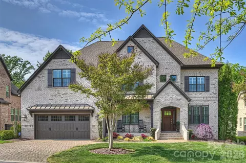 2244 Rock Creek Dr, Charlotte, NC 28226