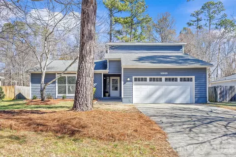 10920 Fox Mill Ln, Charlotte, NC 28277