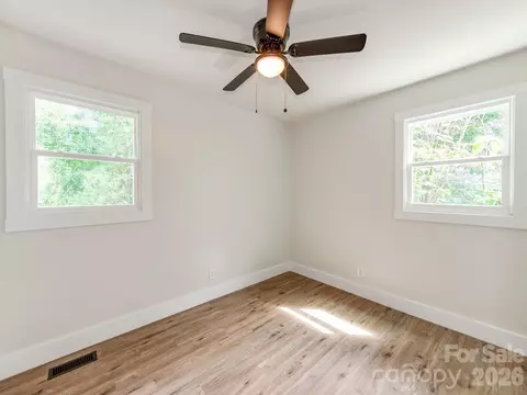 Bedroom - 5404 Hope Rd, Vale, NC 28168 photo 5 of 6