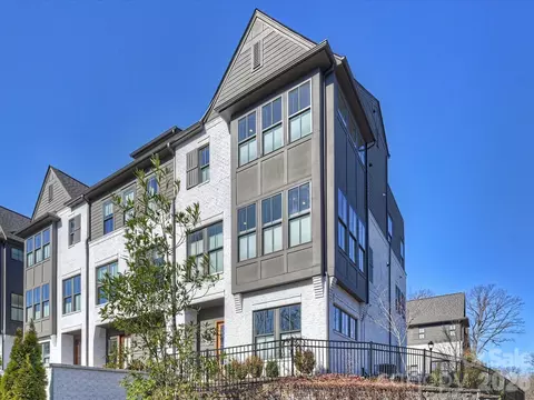 2428 Runnymede Ln, Charlotte, NC 28209