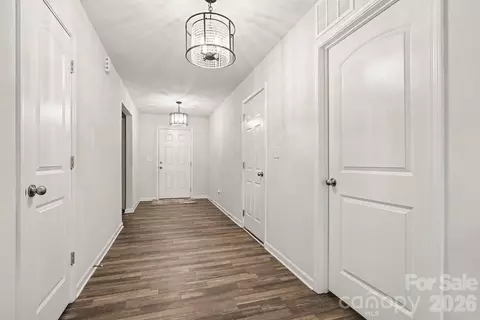 1674 Amberlight Cir, Salisbury, NC 28144