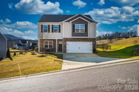 126 Amblers Knoll Rd, Weaverville, NC 28787