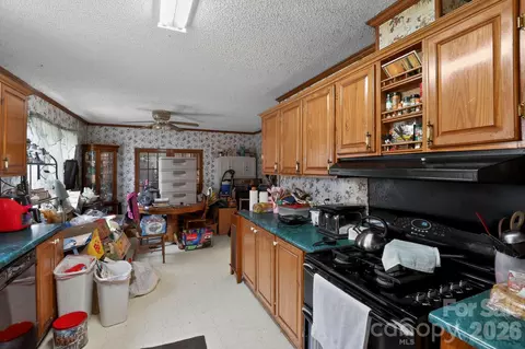 Kitchen - 15 Wright Rd, Whittier, NC 28789 photo 1 of 2
