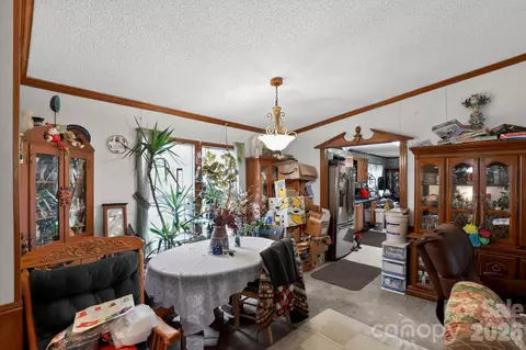 Dining - 15 Wright Rd, Whittier, NC 28789 photo 1 of 1