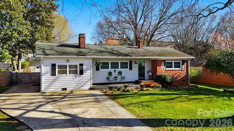 904 15th Nw St NW, Conover, NC 28613