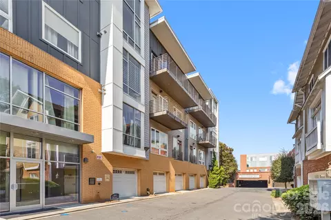 300 Magnolia 202 Ave #202, Charlotte, NC 28203