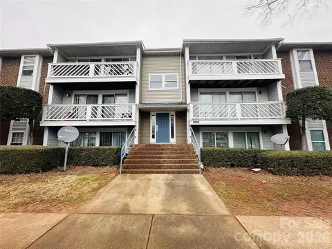 9405 Old Concord L Rd #L, Charlotte, NC 28213