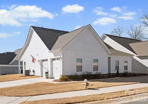 2004 Bonds Ln, Fort Mill, SC 29715