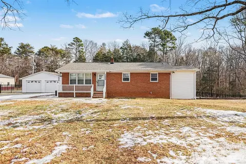14000 Lawther Rd, Huntersville, NC 28078