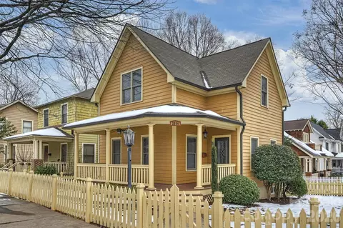 2804 Whiting Ave, Charlotte, NC 28205