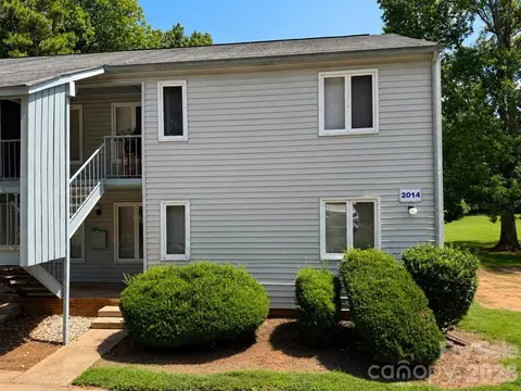 2014 Countrymens 60 Ct #60, Charlotte, NC 28210