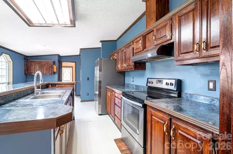 Kitchen - 36 Tyler Cv, Alexander, NC 28701 photo 3 of 3