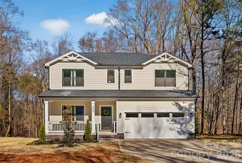 6428 Charcon Ct, Charlotte, NC 28213