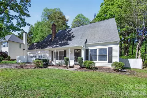 12318 Henderson Hill Rd, Huntersville, NC 28078