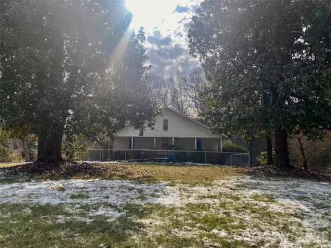 306 Us Hwy 70a E Hwy E, Hildebran, NC 28637