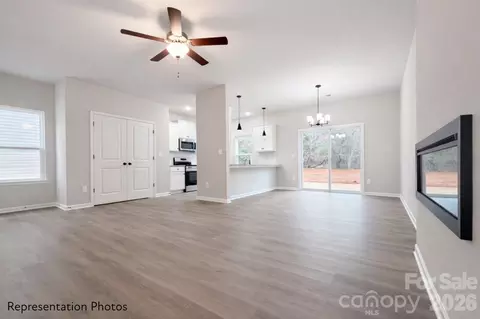 3714 Sally Ln, Charlotte, NC 28227