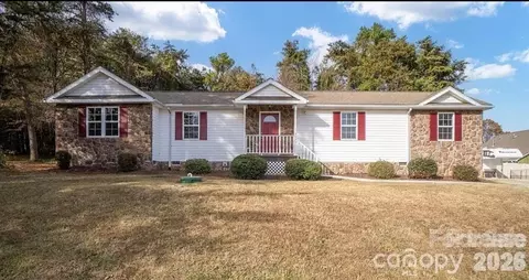 7479 Katherine Dr, Denver, NC 28037