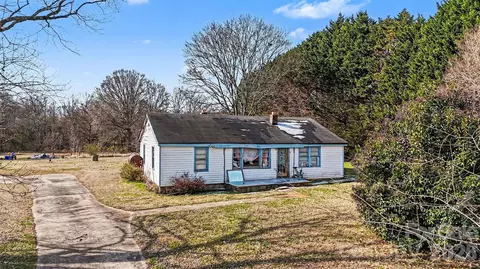 5191 Fewell Rd, Clover, SC 29710