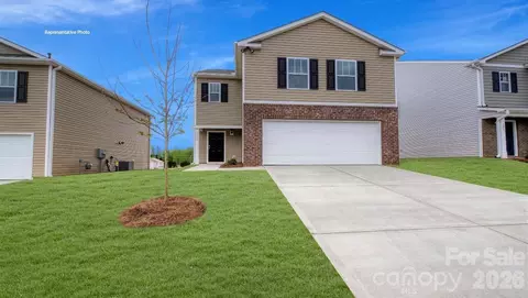 566 N Sparkleberry St, Chester, SC 29706