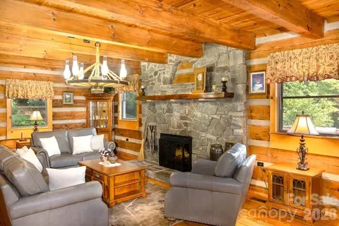 83 Daybreak Rdg, Sylva, NC 28779 photo 6