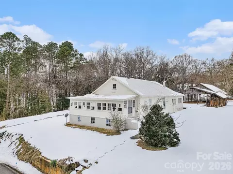 540 S Halifax St, Mount Pleasant, NC 28124