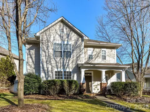 17526 Harbor Walk Dr, Cornelius, NC 28031