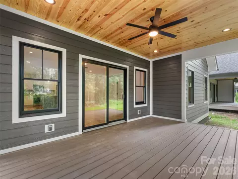 Exterior - 306 Gallimore Rd, Brevard, NC 28712 photo 4 of 6