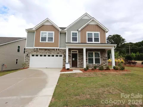 1735 Boulder Ridge Dr, Gastonia, NC 28052