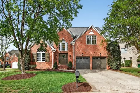 2321 Oberwood Dr, Charlotte, NC 28270
