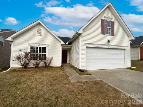 3727 Pimilico Trace Ln, Charlotte, NC 28216