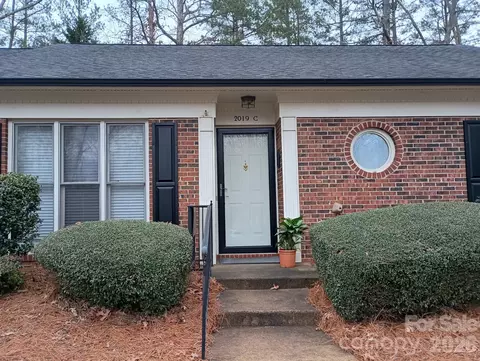 2019 Union Rd, Gastonia, NC 28054