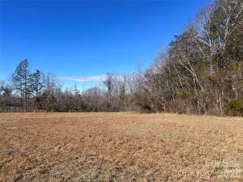 996 Split Trail Rd, Clover, SC 29710 photo 9