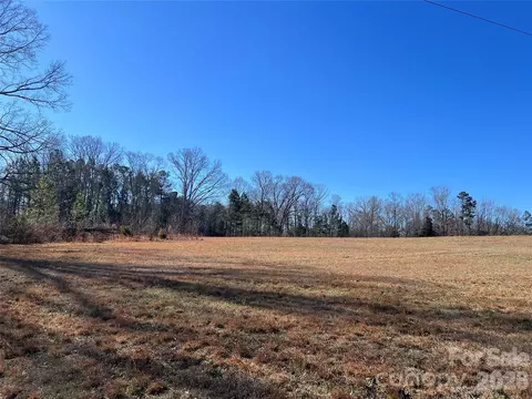 996 Split Trail Rd, Clover, SC 29710 photo 6