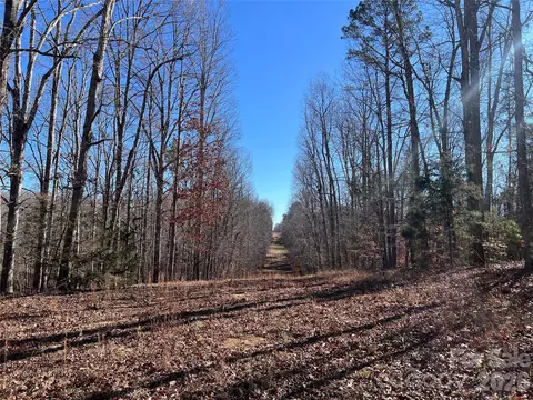 996 Split Trail Rd, Clover, SC 29710 photo 19