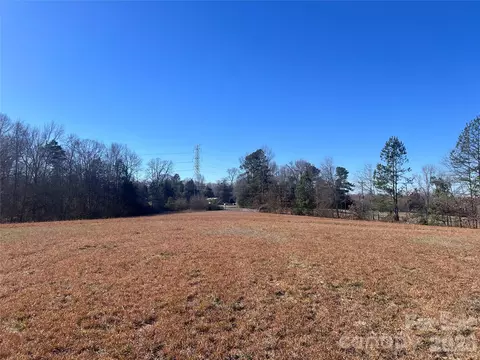 996 Split Trail Rd, Clover, SC 29710 photo 8