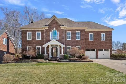 15910 Northstone Dr, Huntersville, NC 28078