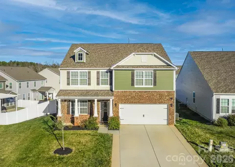 128 Neill Estate Ln, Mooresville, NC 28117