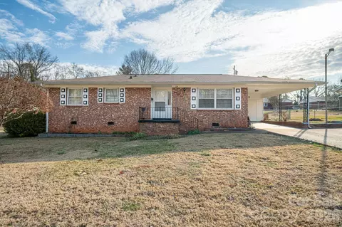 124 Burton Hills Cir, Gastonia, NC 28054