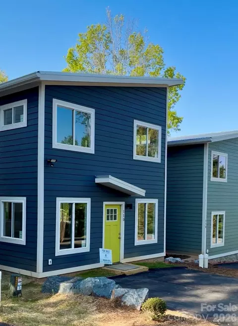 110 Lager Ln, Asheville, NC 28806
