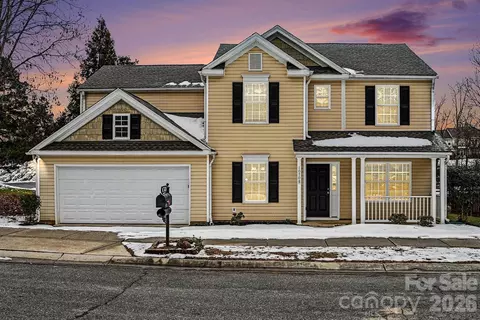 10708 Haddington Nw Dr NW, Charlotte, NC 28269