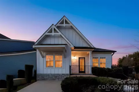 21216 Sanctuary Dr, Lancaster, SC 29720