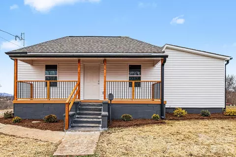 214 Eastview St, Morganton, NC 28655