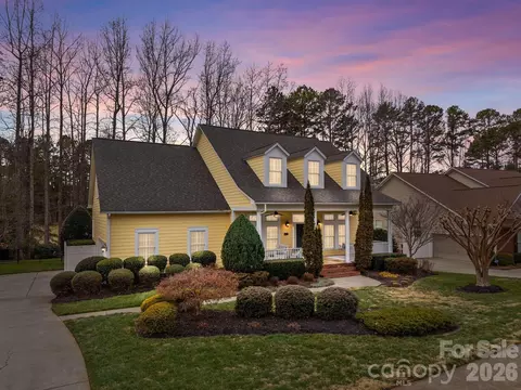 10018 Devonshire Dr, Huntersville, NC 28078