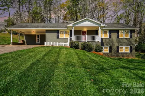 204 Country Club Cir, Shelby, NC 28150